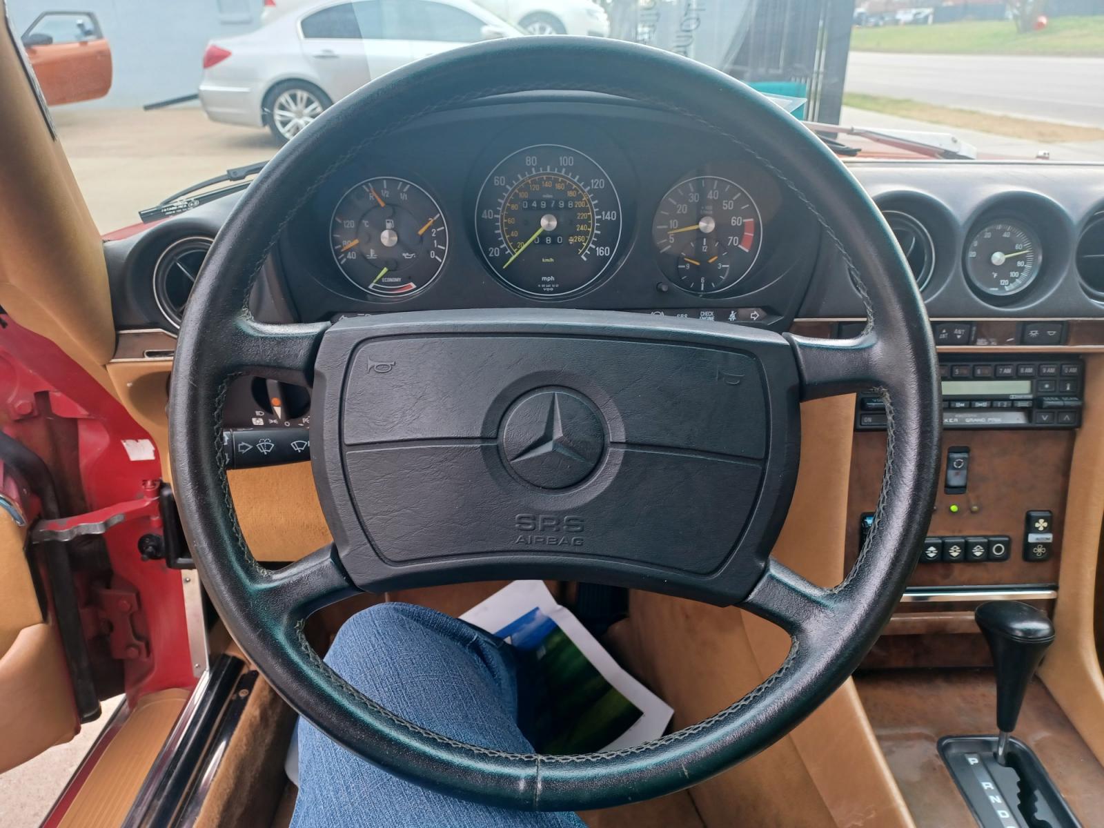1989 RED /TAN, LEATHER Mercedes-Benz 560 SL coupe (WDBBA48D2KA) with an 5.6L V8 SOHC 16V engine, 4-Speed Automatic transmission, located at 2001 E. Lancaster, Ft. Worth, 76103, (817) 336-7000, 32.746181, -97.301018 - Photo #10
